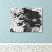 ハット写真の前に立つヌビア人女性 キャンバスプリント (インサイチュ (ウッドフロア))