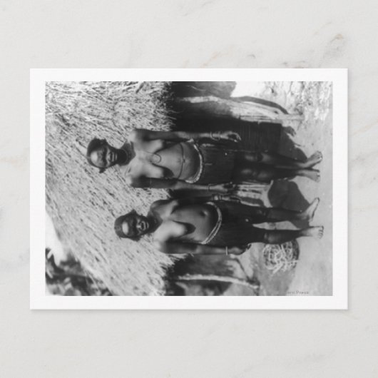 ハット写真の前に立つヌビア人女性 ポストカード (正面)