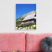 ハット・イン・ザ・ファイブポンズバレー、タトラスキャンバス キャンバスプリント (インサイチュ (リビング))