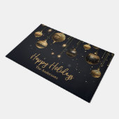 ハッパーソナライズされたプホリデーズブラック金ゴールドオーナメント ドアマット (アングル)