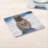 ハッピーとキュートクカオンザビーチ スクエアペーパーコースター (アングル)