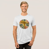 ハッピーな黄色のアンズタケ トライブレンドTシャツ (正面全面)