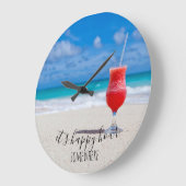 ハッピーアワーのトロピカルビーチコックテイル ラージ壁時計 (傾斜)