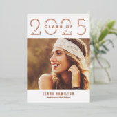 ハッピーイヤーフォイル卒業アナウンス編集可能カラー 箔招待状 (立ち正面)