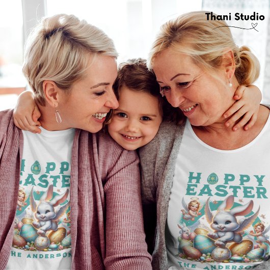 ハッピーイースターかわいいバニーカスタマイズ可能なネームファミリー Tシャツ