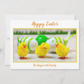 ハッピーイースターの雛と卵パーソナライズされた シーズンカード (正面)