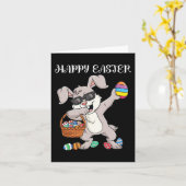 ハッピーイースターデイダビングラビットエッグトドルボーイズ カード (黄色い花)