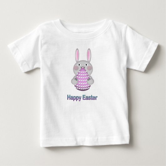 ハッピーイースターバニーウサギとイースターエッグ ベビーTシャツ (正面)