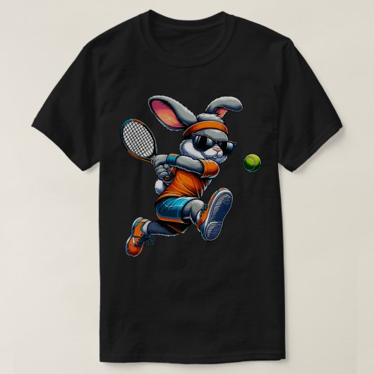 ハッピーイースターバニーテニス選手ラバースポーツラビ Tシャツ (デザイン正面)