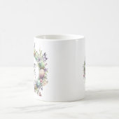 ハッピーイースターフローラ卵リースカスタムモノグラム コーヒーマグカップ (中央)