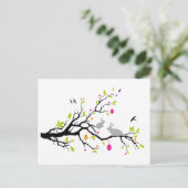 ハッピーイースター、バニーが付いている春の木 シーズンポストカード (スタンド正面)