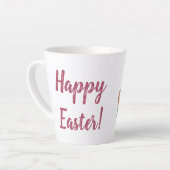 ハッピーイースター!可愛い水色バニー座って カフェラテマグ (左アングル)