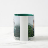 ハッピーウィークエンドとおもしろい。 マグカップ (中央)