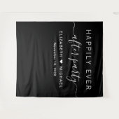 ハッピーエバーアフターパーティー フォトブース ブラック タペストリー (正面(横))