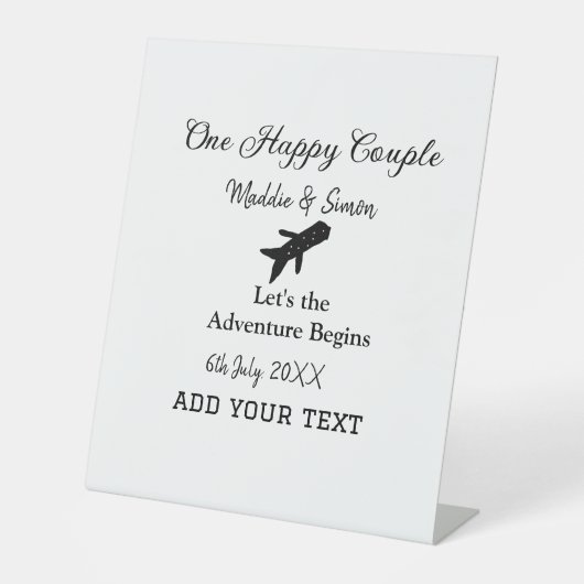 ハッピーカップルの冒険が始ま結婚る 台座サイン (正面)