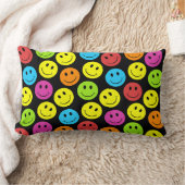 ハッピーカラフル顔パターン ランバークッション (ブランケット)