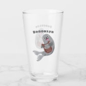 ハッピーキュートなハープシール漫画イラストレーション タンブラーグラス (裏面)