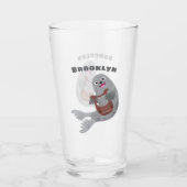 ハッピーキュートなハープシール漫画イラストレーション タンブラーグラス (正面)