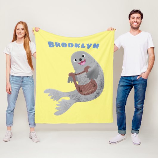 ハッピーキュートなハープシール漫画イラストレーション フリースブランケット (インサイチュ)