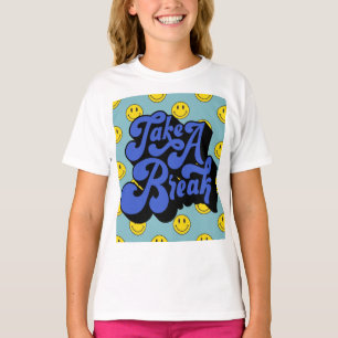 ハッピーコアスマイリーフェイス – 休憩 Tシャツ