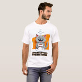 ハッピーコーヒーキャット – かわいい明るい朝の雰囲気 Tシャツ (正面フル)
