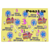 ハッピーサードバースデー抱き枕#3ライトイエロー ラージペーパーバッグ (正面)