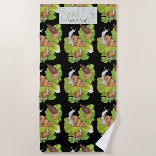 ハッピースカタツムオンレタス葉アートビーチタオル ビーチタオル (正面)