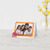 ハッピーディワリカラフルフォトピンクパープルランタン カード (黄色い花)