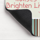 ハッピーナースデー、かわいい鳥オンストライプズ マウスパッド (コーナー)