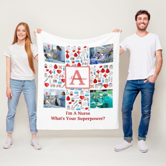 ハッピーナースDay 4フォトコラージュのクロスモノグラム フリースブランケット (インサイチュ)