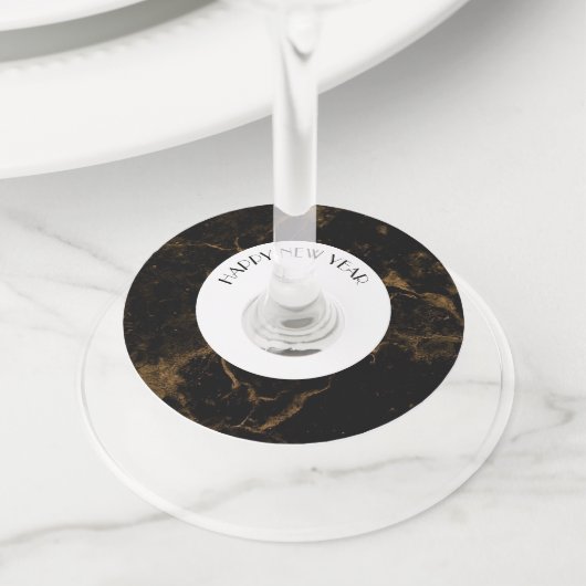 ハッピーニューイヤーパーティー金ゴールドブラックマーブル ワイングラスタグ (クローズアップ)