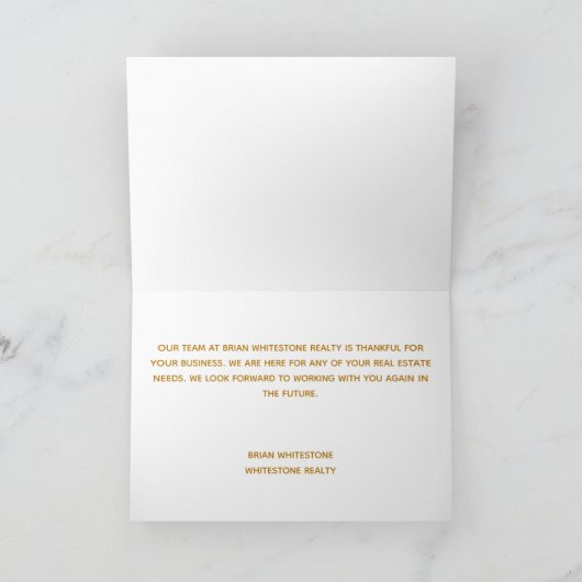 ハッピーニューイヤー実在不動産会社の金ゴールド企業の カード (内部)