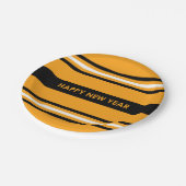 ハッピーニューイヤー黄色と黒 ペーパープレート (アングル)