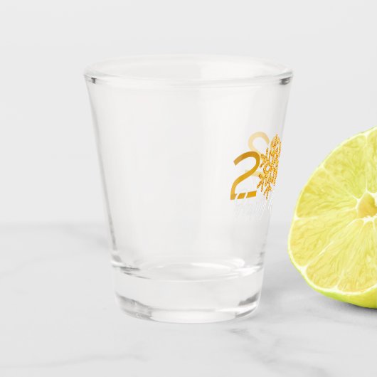ハッピーニューイヤー2022デザインと金ゴールド番号 ショットグラス (左)
