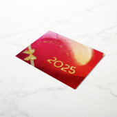 ハッピーニューイヤー2024、赤と金ゴールド波 箔シーズンポストカード (回転した状態)