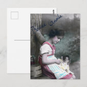 ハッピーニューイヤー ヴィンテージ ガール ウィズ ドール ポストカード (正面/裏面)