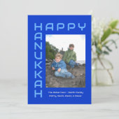 ハッピーハヌッカブルーグレー編集可能ホリデーフォト シーズンカード (スタンド正面)