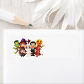 ハッピーハローウィンを着た子供たちコスチューム ラベル (インサイチュ)