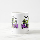 ハッピーハローウィンタイポグラフィ(こうもり緑ID685) コーヒーマグカップ (中央)