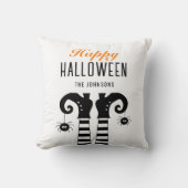 ハッピーハローウィンパーソナライズされたウィッチ足ホワイト クッション (正面)