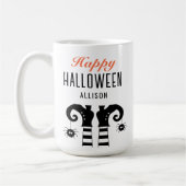 ハッピーハローウィンパーソナライズされたウィッチ足 コーヒーマグカップ (左)