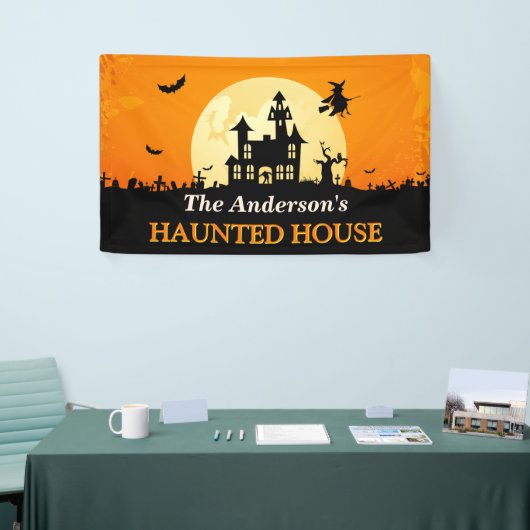 ハッピーハローウィン – ウェルカムトゥクリーピーハ幽霊のよく出るウス 横断幕 (トレードショー)