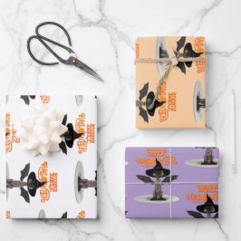 ハッピーハローウィン。翼と魔女の帽子を持つ猫 ラッピングペーパーシート