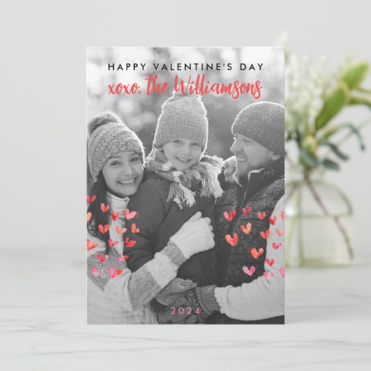 ハッピーバレンタインデーかわいい赤いハート家族の写真 シーズンカード (スタンド正面)