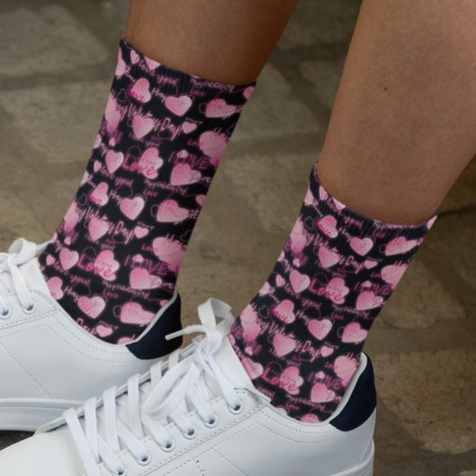 ハッピーバレンタインデーラブスクリプトピンクハート ソックス