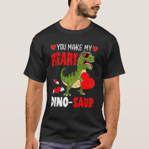 ハッピーバレンタインデー私の恐竜ボーをハート Tシャツ