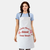 ハッピーバレンタインデー2023 – あなたは私のハートを盗む エプロン (着用した状態)