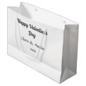 ハッピーバレンタインデー 名前 日付 シンプル ミニマル ラージペーパーバッグ (正面アングル)