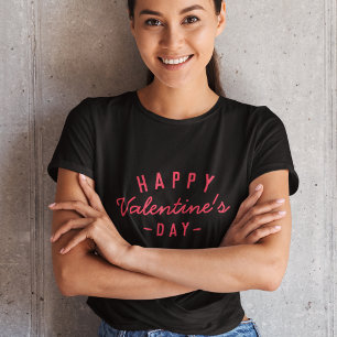 ハッピーバレンタインデー  赤モダンスタイリッシュトレンディー Tシャツ