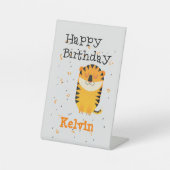 ハッピーバースデーかわいいトラ名前をカスタムするグレー 台座サイン (正面)